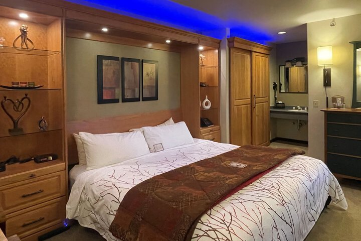 Room 29 of 99