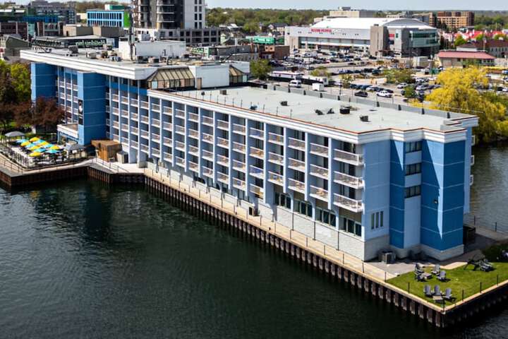 Holiday Inn Kingston Waterfront by IHG