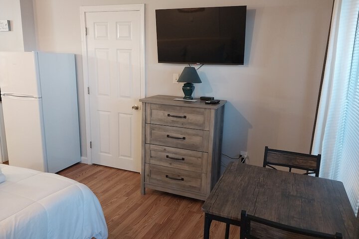 Room 40 of 77
