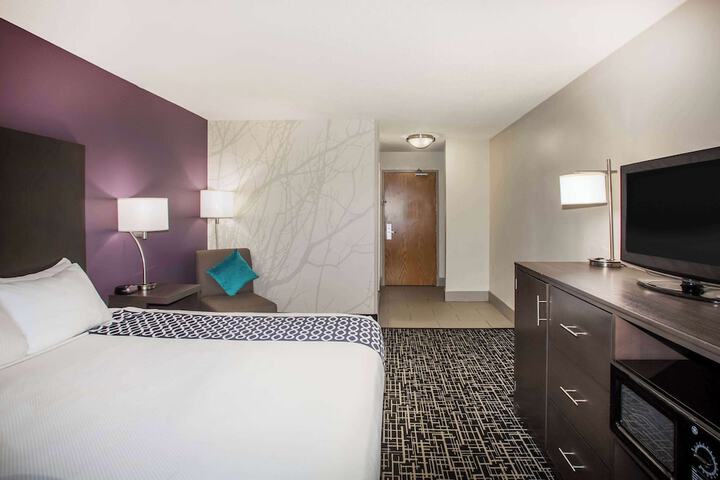 Room 15 of 30