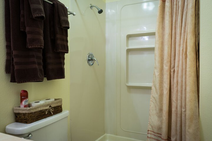 Buffalo Peaks B & B