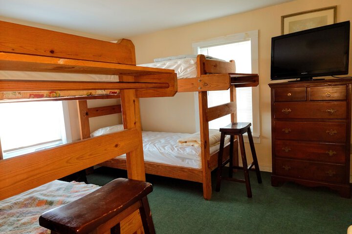 Room 37 of 49