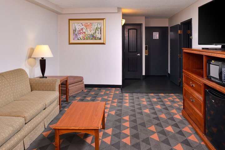 Holiday Inn Great Falls- Convention Center by IHG