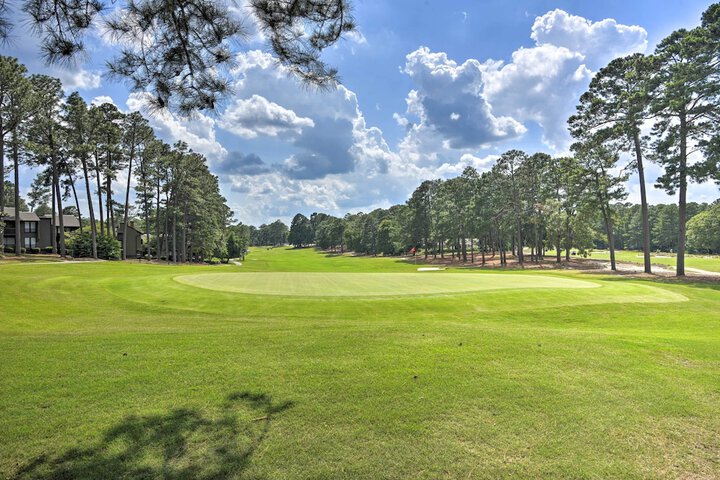 Condo by Pinehurst Golf Course w / Peaceful Patio