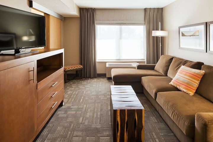 Room 10 of 31