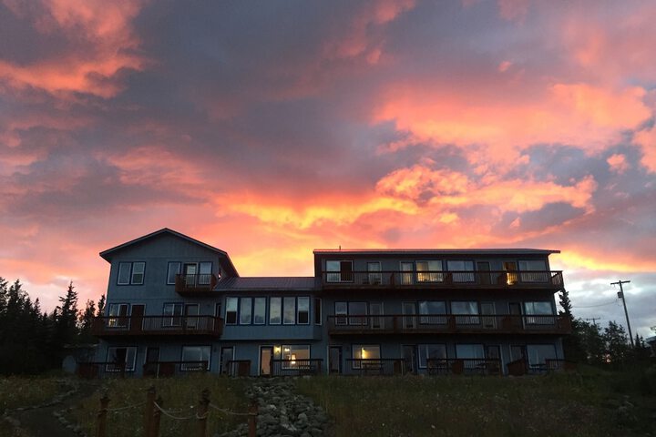 Denali Lakeview Inn