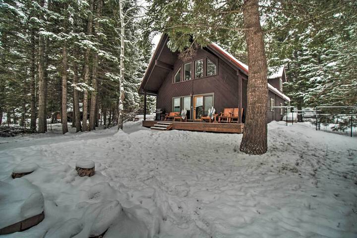Beautiful Mccall Cabin: Perfect for Families!