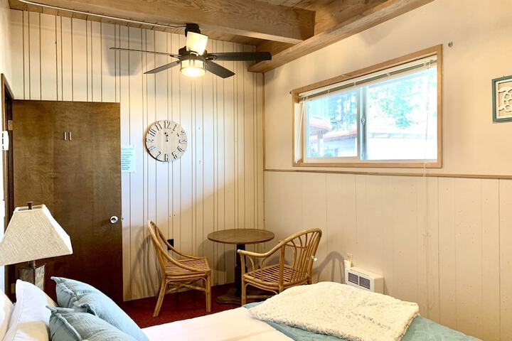 Room 85 of 135