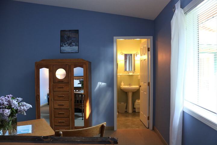 Room 42 of 63