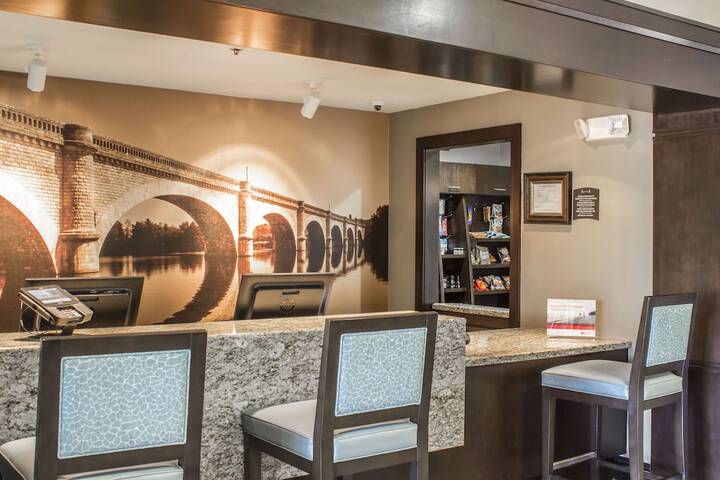 Staybridge Suites Jacksonville - Camp Lejeune Area by IHG