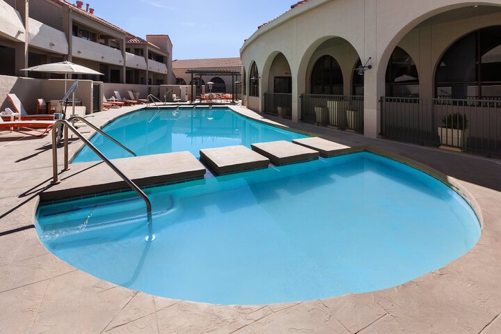 Pool 8 of 61