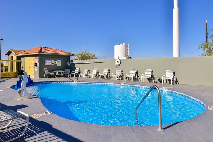 Pool 5 of 23