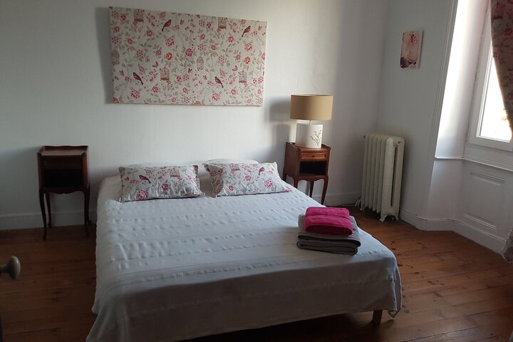 Room 32 of 60