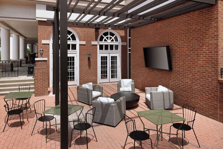 Terrace/Patio 74 of 75
