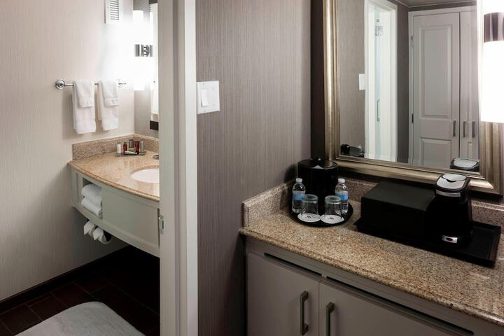 Room 10 of 44