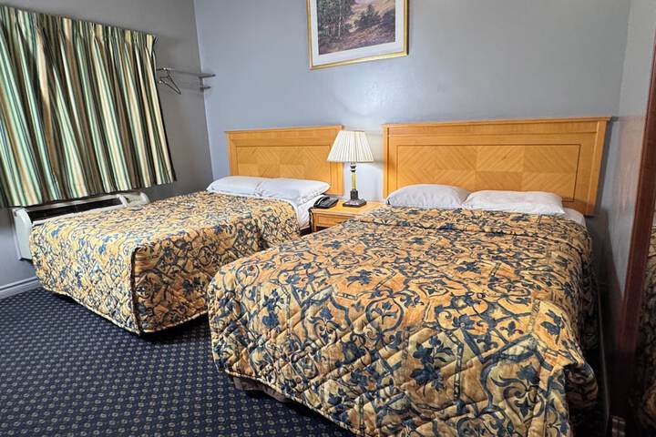 Room 13 of 24