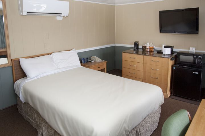 Room 3 of 15