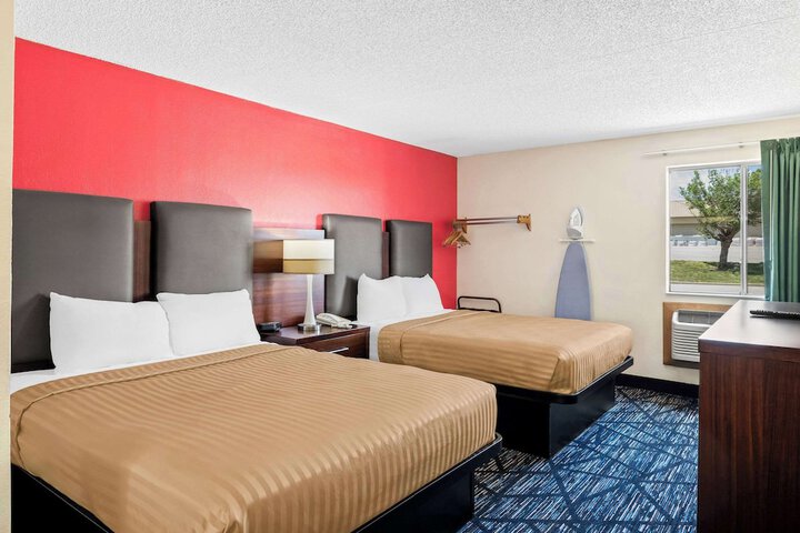 Room 18 of 30
