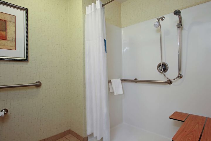Room 22 of 68