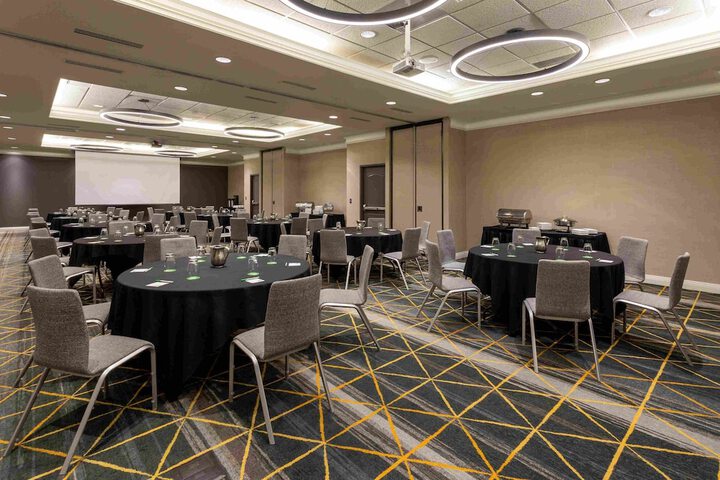 Holiday Inn Toledo-Maumee (I-80 / 90) by IHG