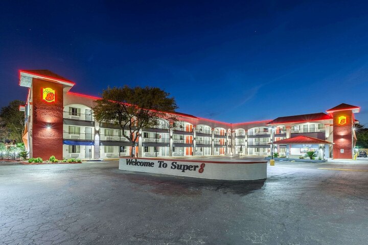Hotel 4 of 22