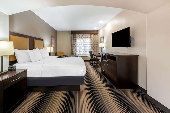 Room 29 of 40