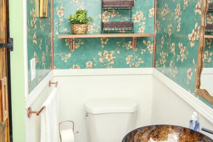Miami Tiny Vintage Cottage