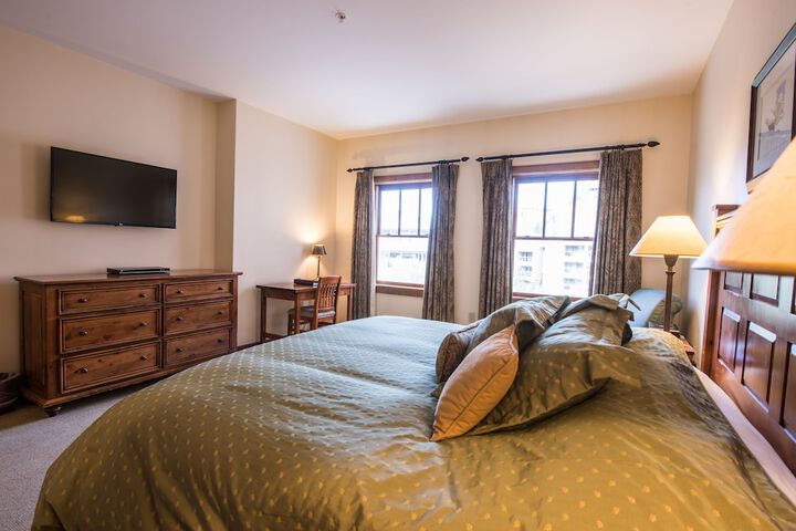 Room 123 of 164