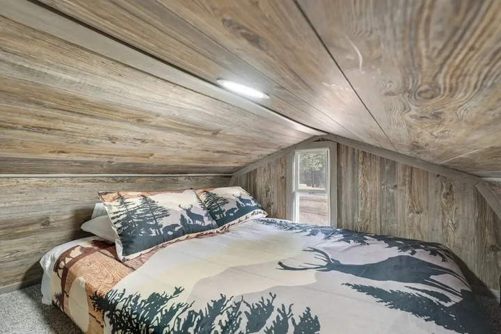 Cozy Tiny Cabin Near Mount Rushmore!