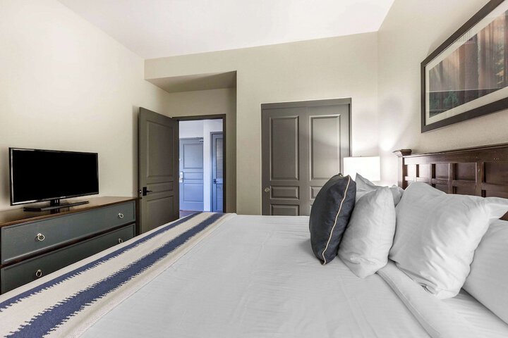 Bluegreen Vacations Big Bear Village an Ascend Collection Resort