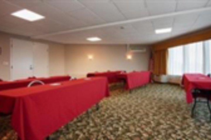 BEST WESTERN SYRACUSE AIRPORT INN