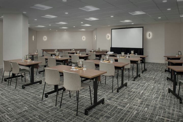AC Hotel by Marriott Portland Lake Oswego