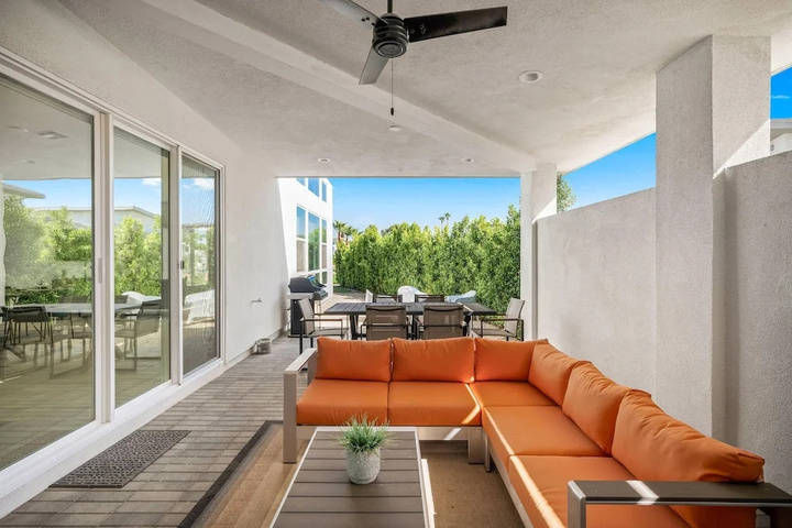 Chic Desert Oasis
