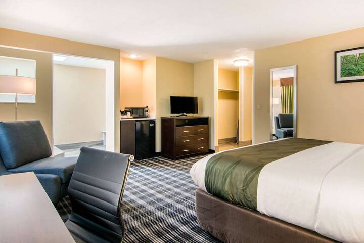 Quality Inn & Suites Albany Corvallis