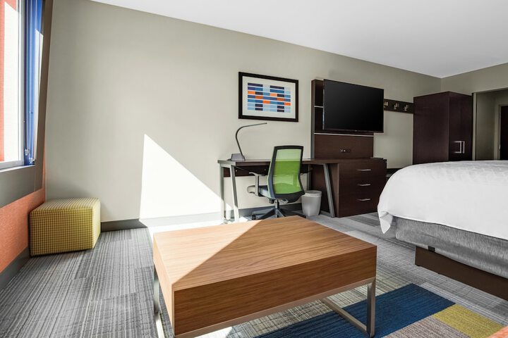 Holiday Inn Express & Suites Sanford- Lake Mary by IHG
