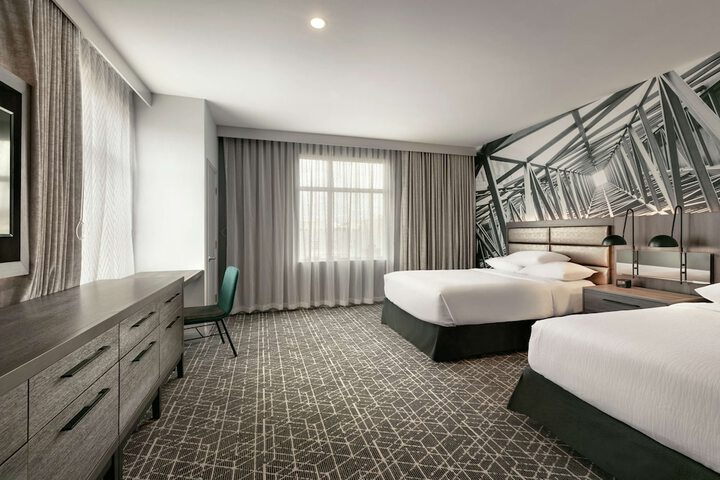Room 13 of 48