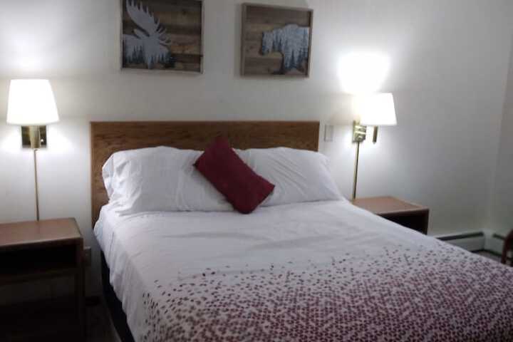 Room 13 of 22