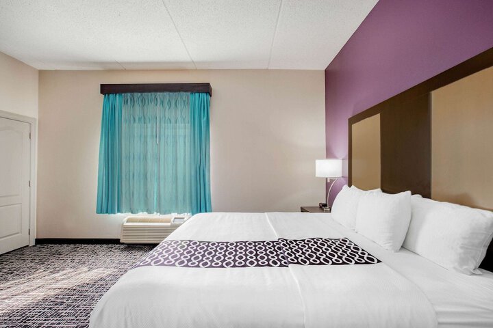 La Quinta Inn & Suites by Wyndham Mission at West McAllen