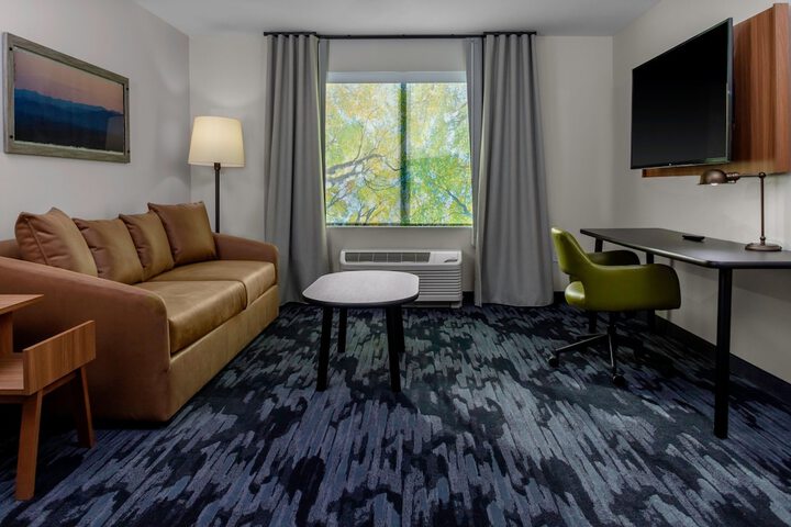 Room 18 of 26