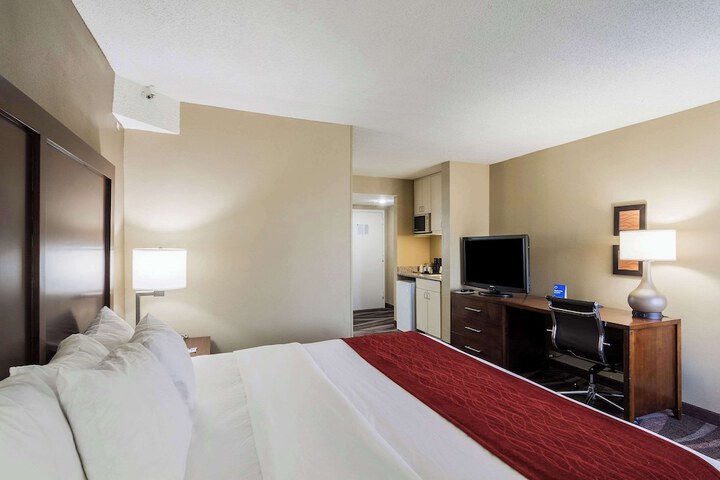 Room 40 of 60
