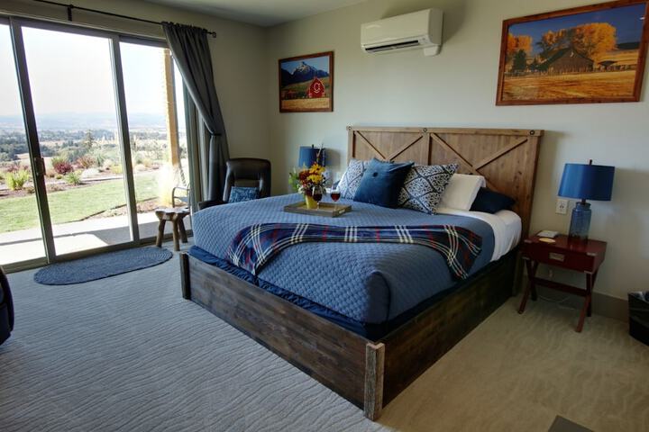 Bella Collina Bed & Breakfast