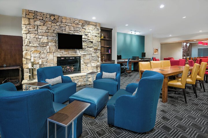 Hotel Interior 10 of 24