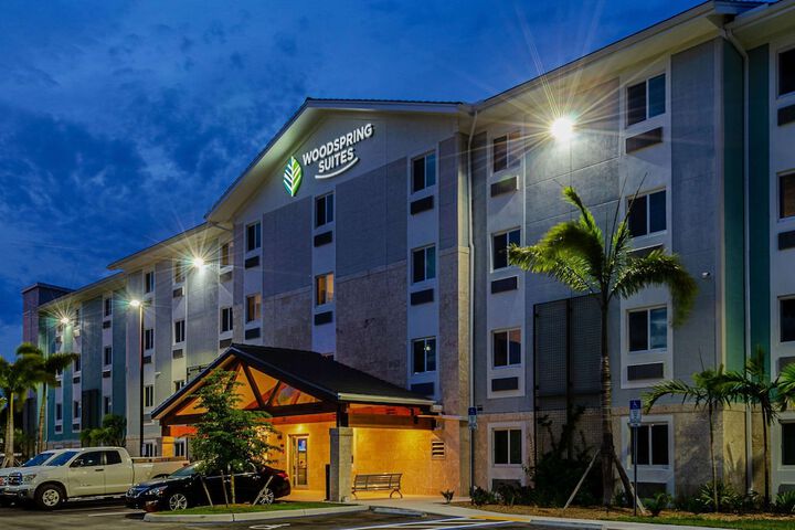 Hotel 7 of 41