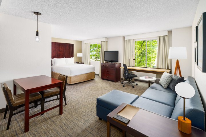 Room 20 of 35