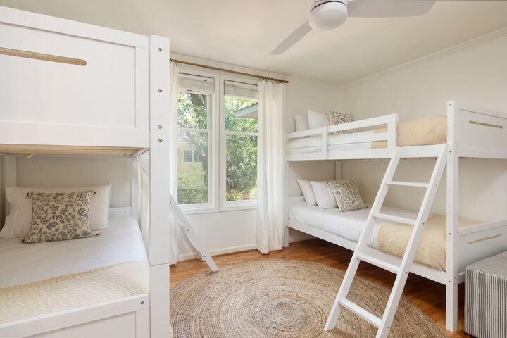 Crawdad by Avantstay Isle of Palms Home w / BBQ