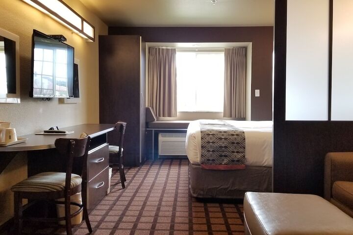 Room 7 of 22