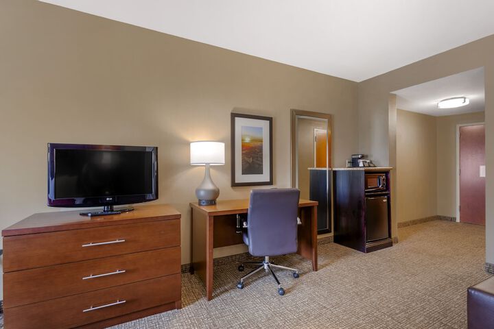 Room 15 of 37