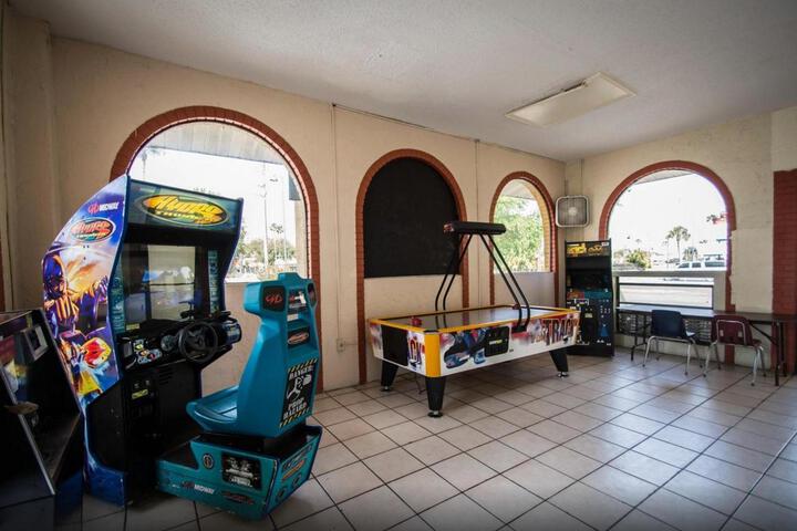 QUALITY INN AND SUITES EASTGATE