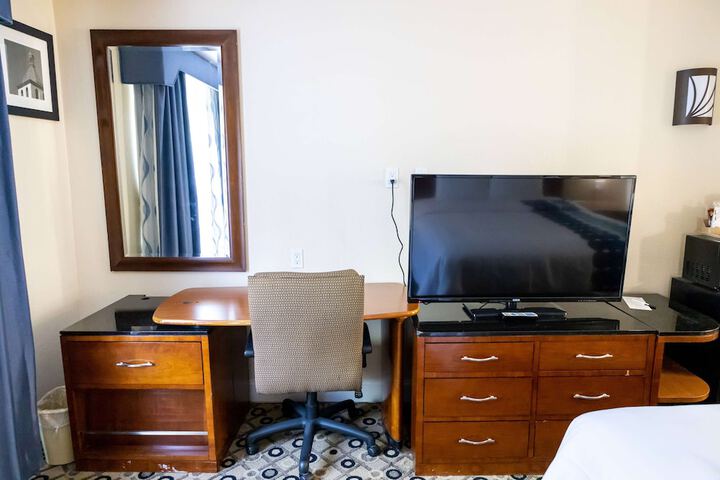 Room 38 of 57
