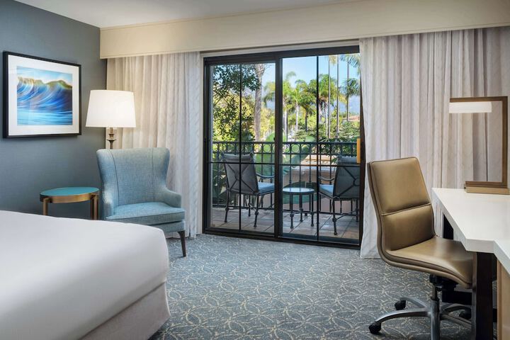Hilton Santa Barbara Beachfront Resort